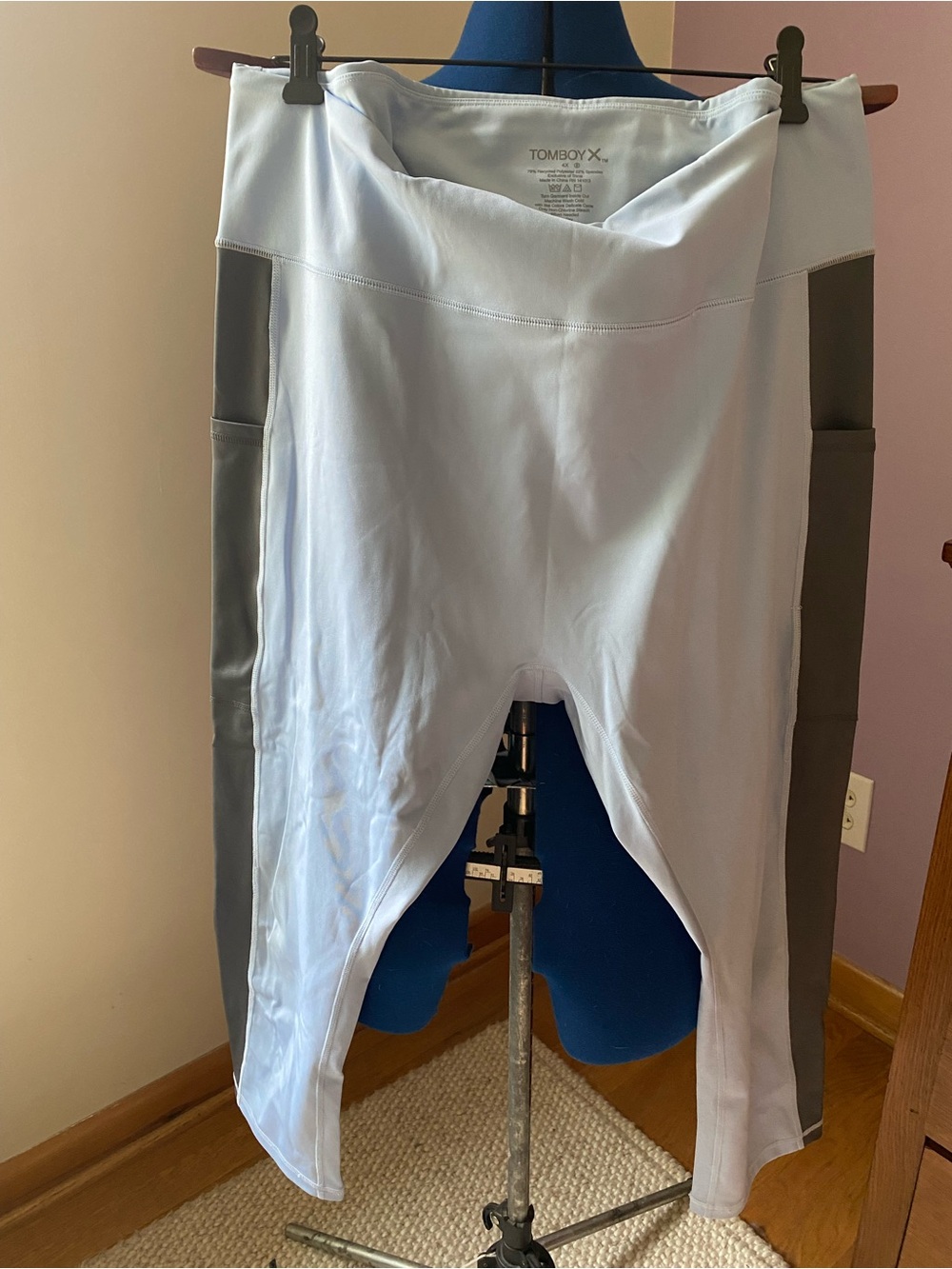 TomboyX The Only 3/4 Legging - Ice Cap